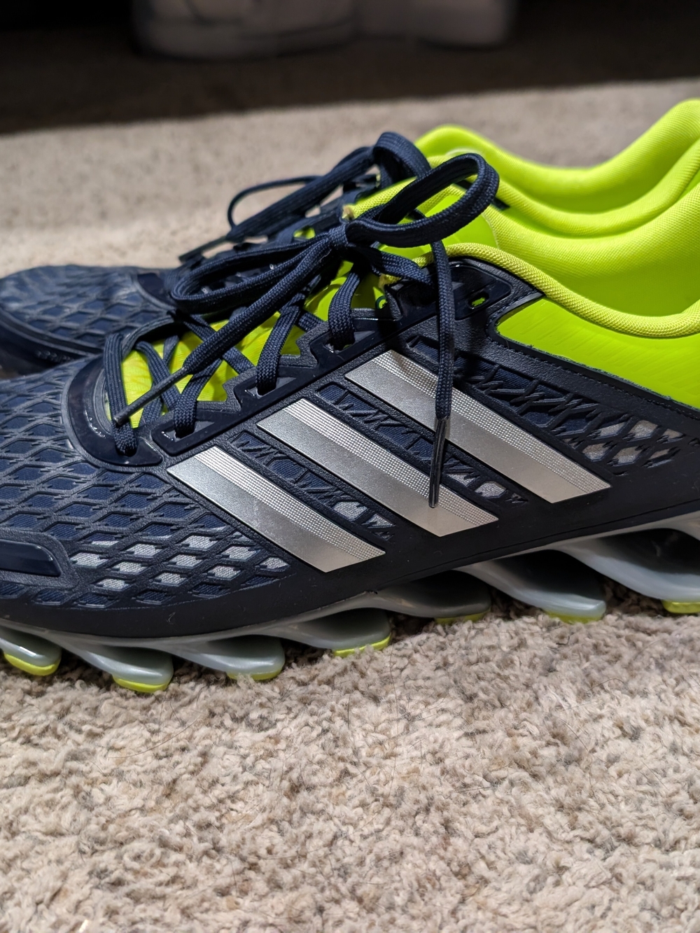 Adidas Springblade Razor Running Shoes - Picture 2 of 7